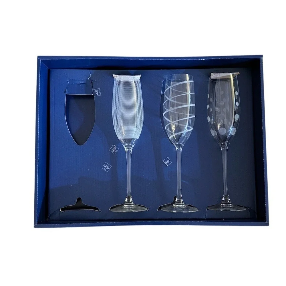 Mikasa Cheers Champagne Flutes Set of 3 missing 1 Assorted Etched Patterns w Box